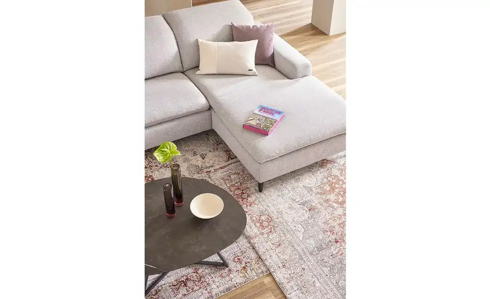 Jette Home Couchtisch Loop I Schraegansicht oben – Sonderform, max. 30 kg – Jette Home