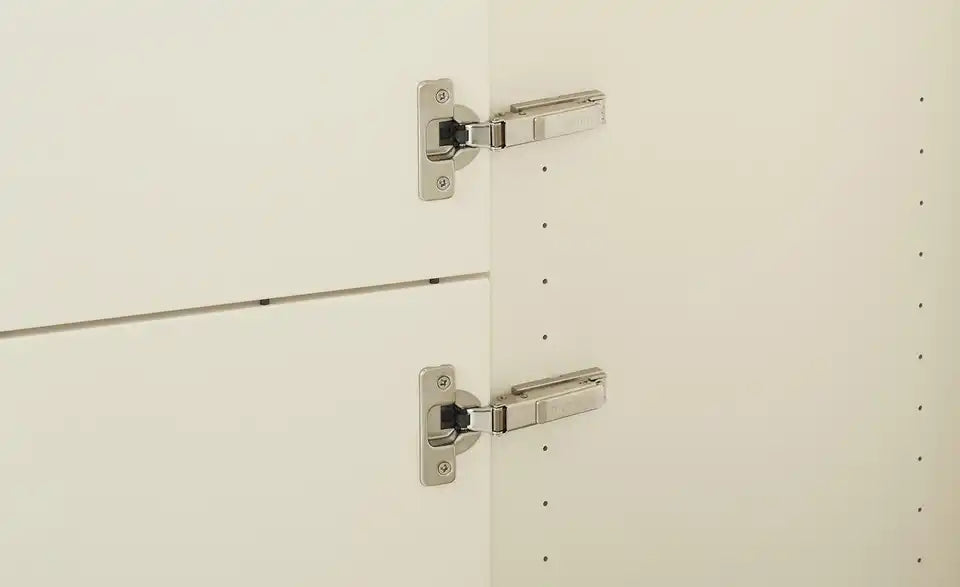 medium Garderobenschrank Gammon Schrägsicht – verchromte Griffe, Türanschlag links – medium
