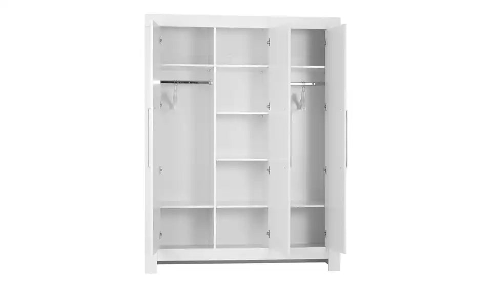 pinio Kleiderschrank Smilla Schrägansicht – zeitloser Schrank in modernem Stil – pinio