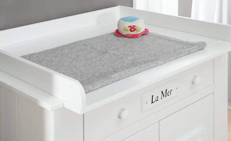 pinio Kommode Mara Detailansicht Schubkasten – Soft-Close-Schub, Griff Weiß – pinio