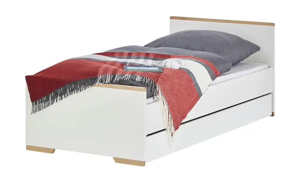 pinio Bett Soe Schraegansicht hinten – Gesamtbreite 205 cm, Bettseitenhöhe 40 cm – pinio