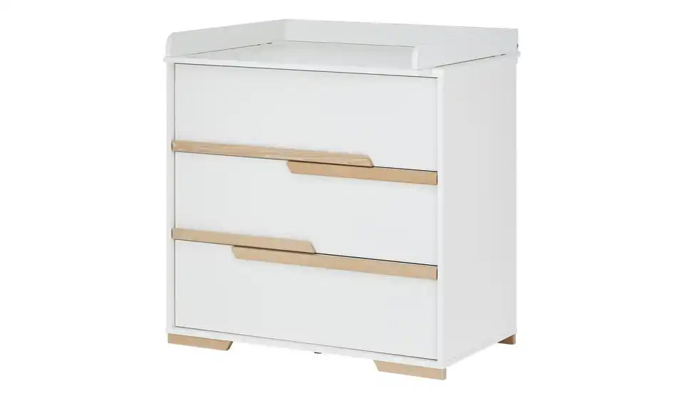 pinio Kommode Soe seitlich im Raum – modernes Sideboard-Feeling in Weiß und Buche – pinio
