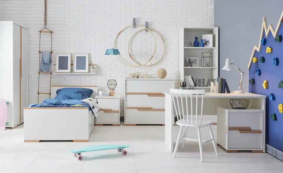 pinio Kommode Soe geöffnet – Schubkasten mit Soft-Close, weißes Innenfach – pinio