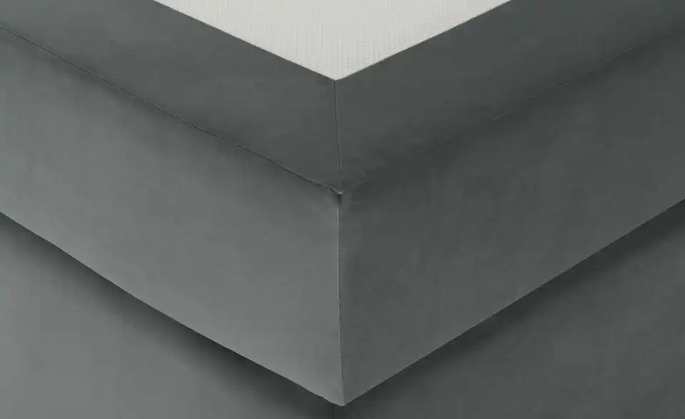 Musterring Boxspringbett Dubai Nahaufnahme Bezug – Samt 100% Polyester Anthrazit – Musterring