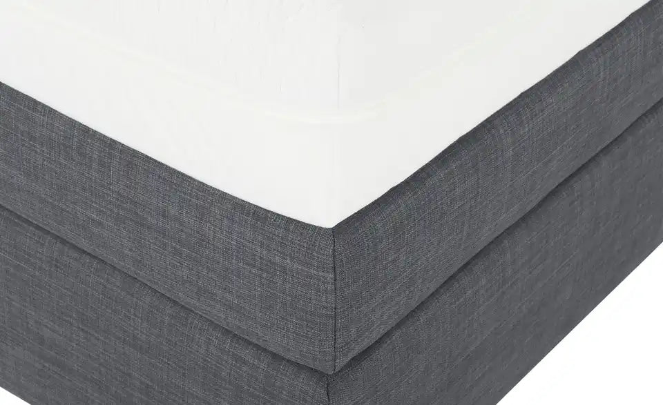RUF Boxspringbett Verena von vorne – Liegehöhe 70 cm, Bodenfreiheit 10 cm – RUF