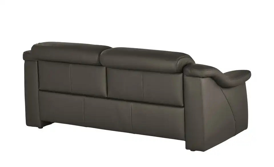 himolla Ledersofa 1501 Schraegansicht Raum – zeitloses Ledersofa Taupe – himolla