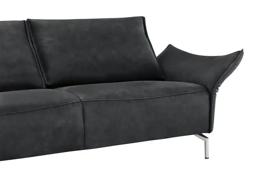 KOINOR Einzelsofa Vanda Nahaufnahme Arm – Büffelleder 100% premium Lederqualität – KOINOR