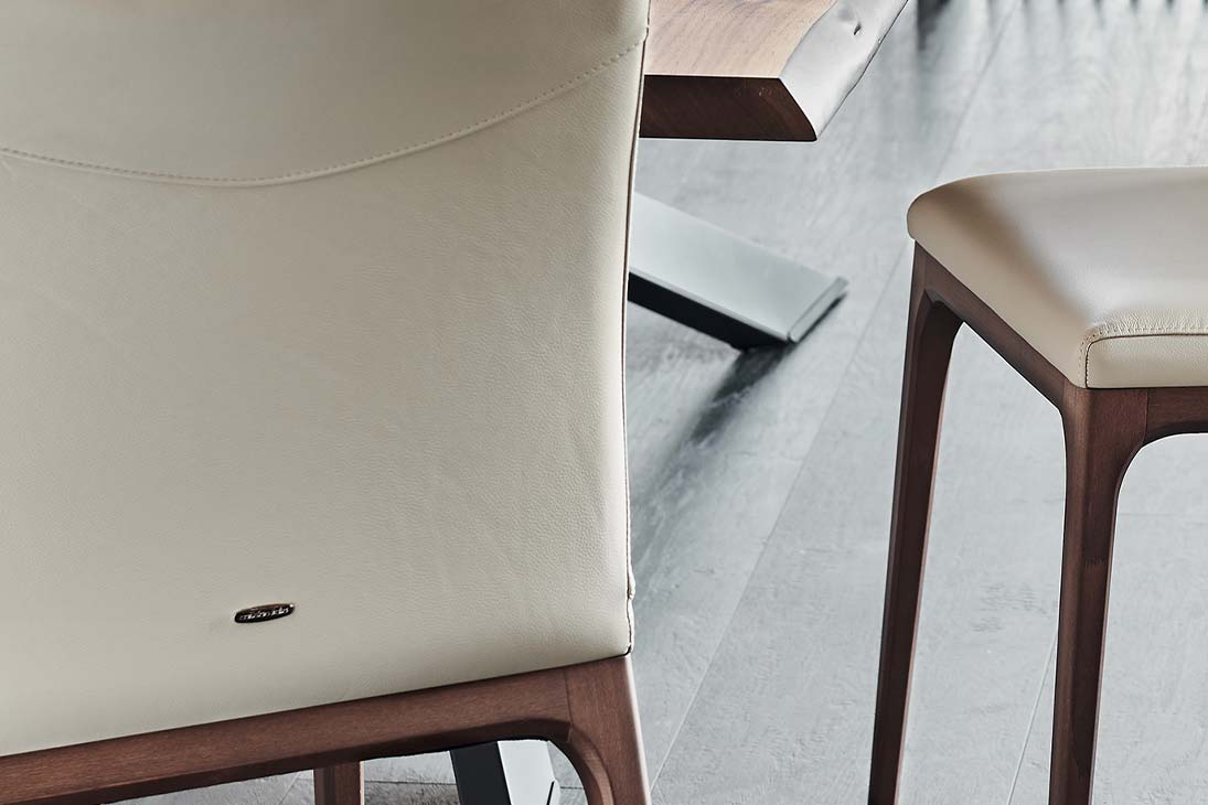 ARCADIA Stuhl im Raum – Esszimmerstuhl, zeitloses Design – Cattelan Italia