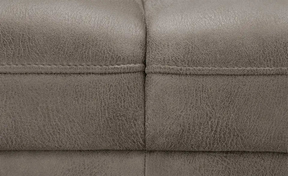 Hukla Sofa 2,5-sitzig Solea Schraegansicht – Metallgestell Schwarz, 2,5 Sitzer – Hukla