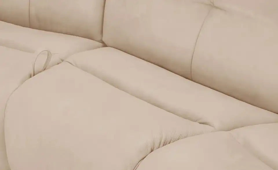 himolla Trapezsofa 4217 Nahaufnahme Leder – 100% Leder Elfenbein, Kopfteilverstellung – himolla