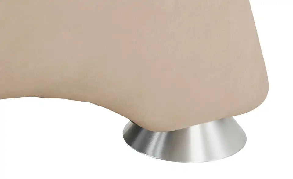 himolla Trapezsofa 4217 Nahaufnahme Fuß – Kufengestell Metall Silbergrau – himolla