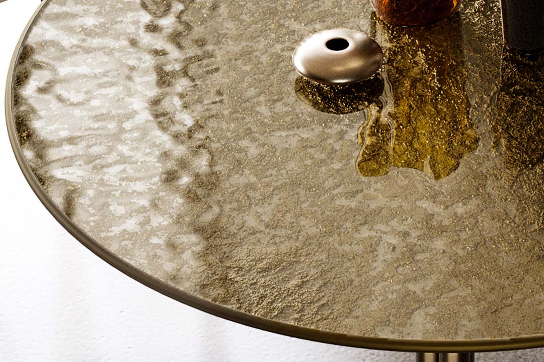 DODO GLASS PLUS Bistrotisch Schraegansicht – runde Glasplatte, Bronzesockel elegant – Eforma