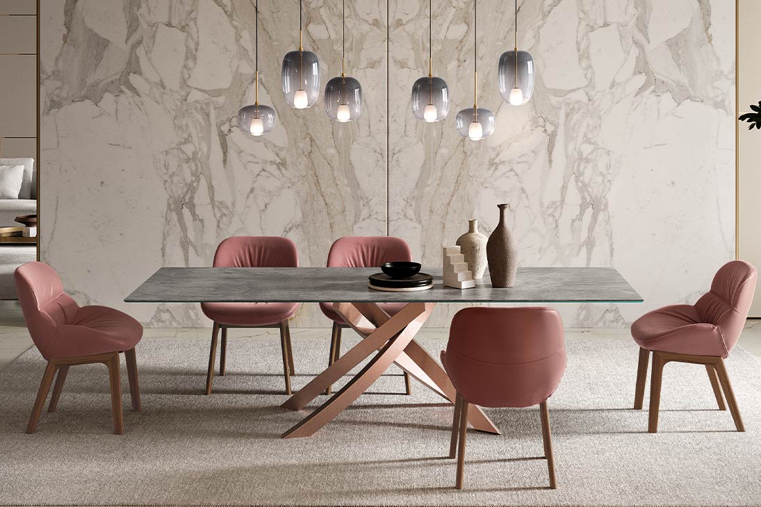 AMELIE WOOD Stuhl Detailansicht – Holzgestell Noce, geschwungene Silhouette – Bontempi Casa