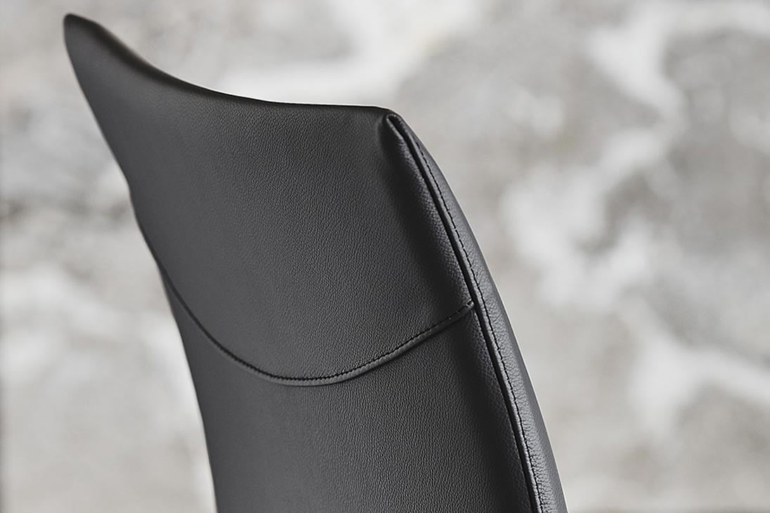 NORMA ML Stuhl Detailansicht Bezug – hochwertiges Echtleder Castoro col. 951 – Cattelan Italia