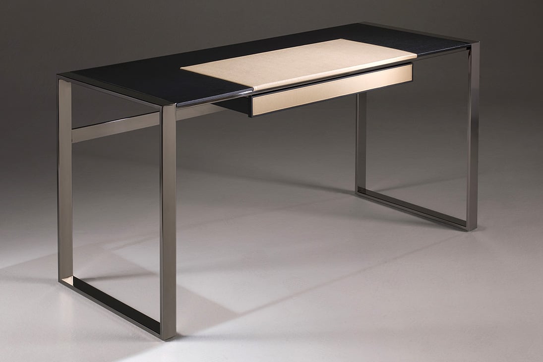 DESK Schreibtisch Gesamtansicht – Furnier & Echtleder, 140x60 cm – Orsenigo