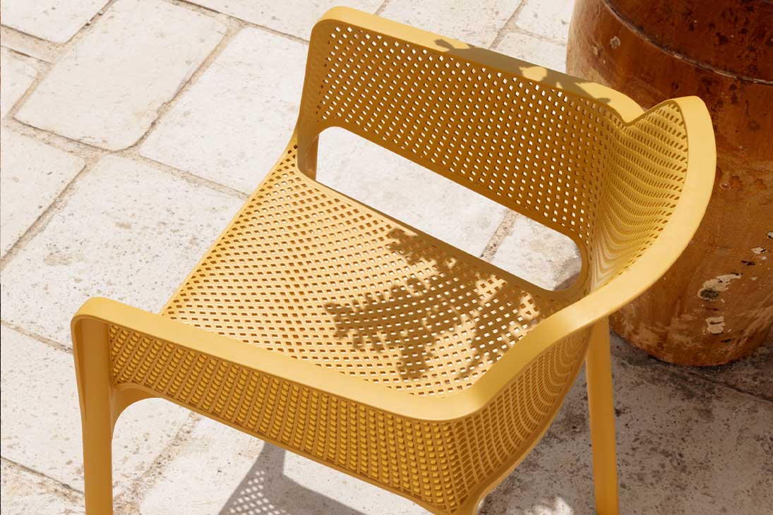 NET Gartenstuhl mit Armlehnen