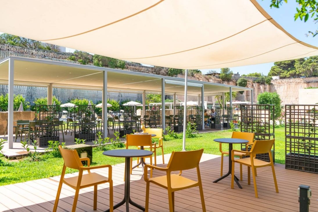 SPRITZ Garten-Bistrotisch im Garten – weiß, für Terrasse und Außenbereich geeignet – Nardi