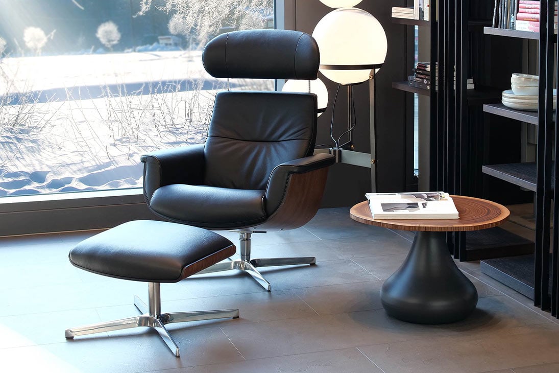 HOLLYWOOD Hocker Detailansicht Material – Leder und Holzschale, stabil, langlebig – Alberta
