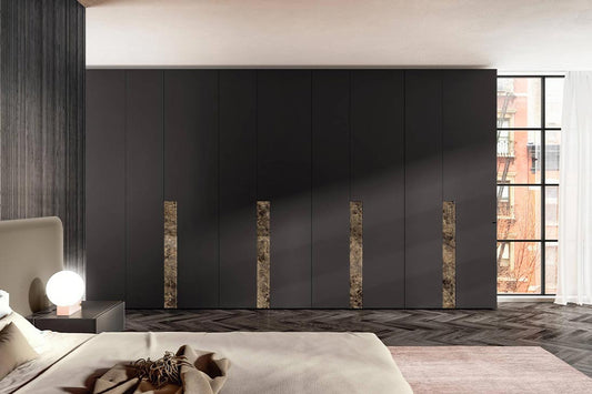 N.O.W. KEY Kleiderschrank Gesamtansicht – Tortora, Glas-Holz-Fronten – Lago