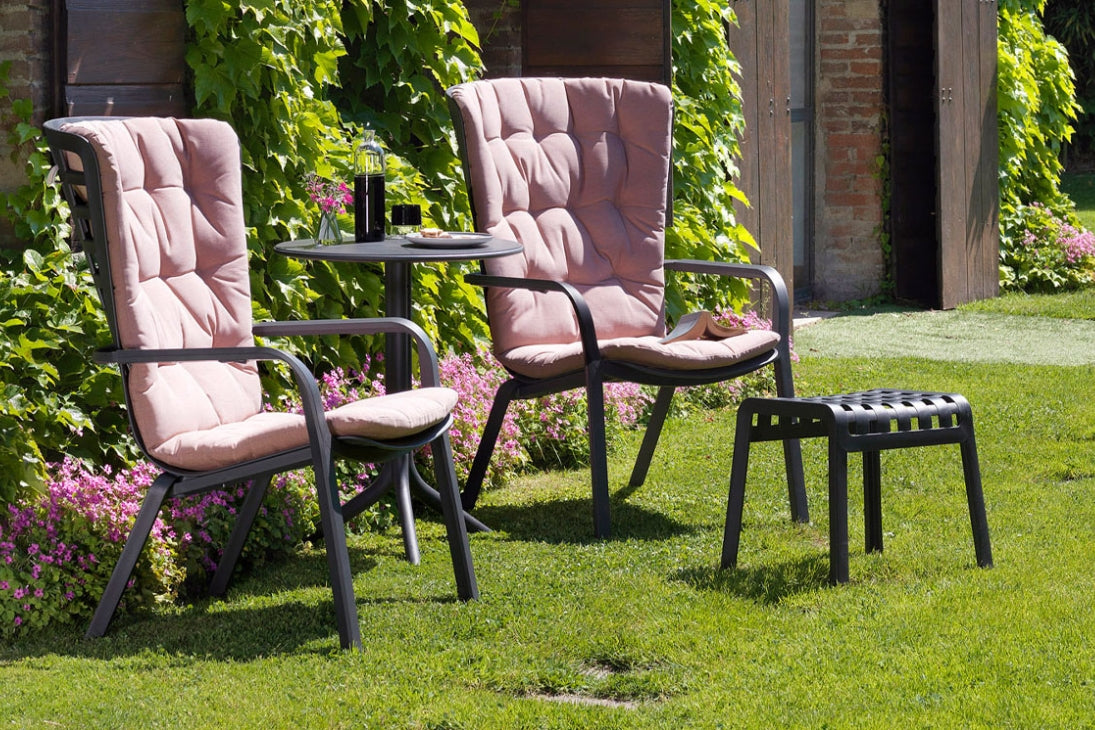 FOLIO Gartensessel Schräganischt unten – Standfüße Bianco, stabil – Nardi