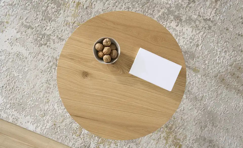 Jette Home Beistelltisch Skip II Seitenansicht – MDF furniert Eiche, Metallgestell pulverbeschichtet – Jette Home