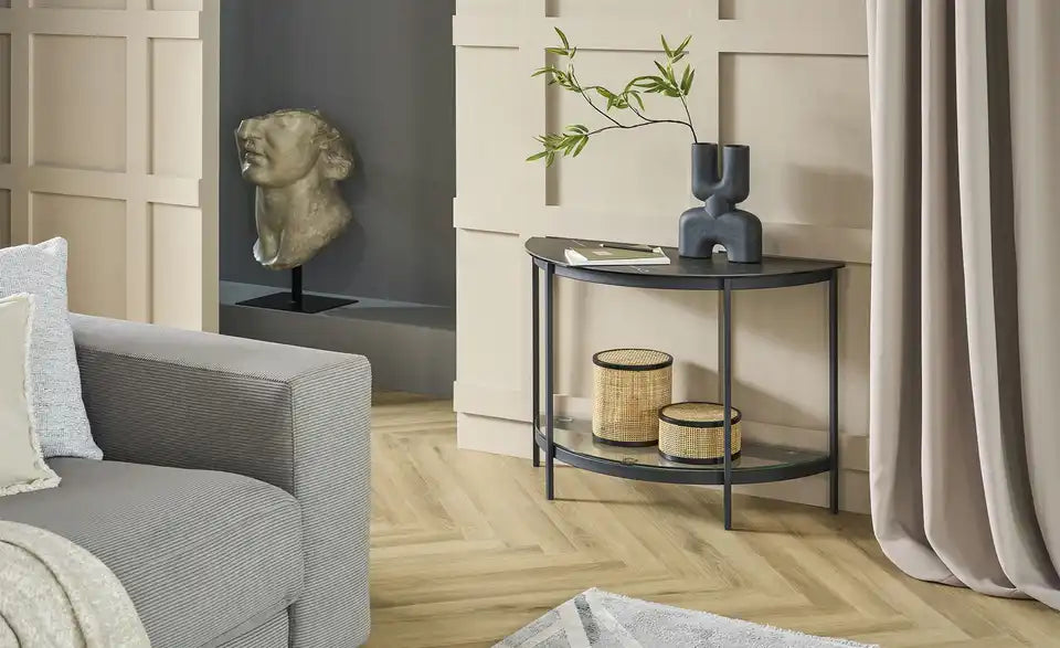 Jette Home Beistelltisch Scale Gesamtansicht – Keramik-Glasplatte Grau, Metallgestell schwarz – Jette Home