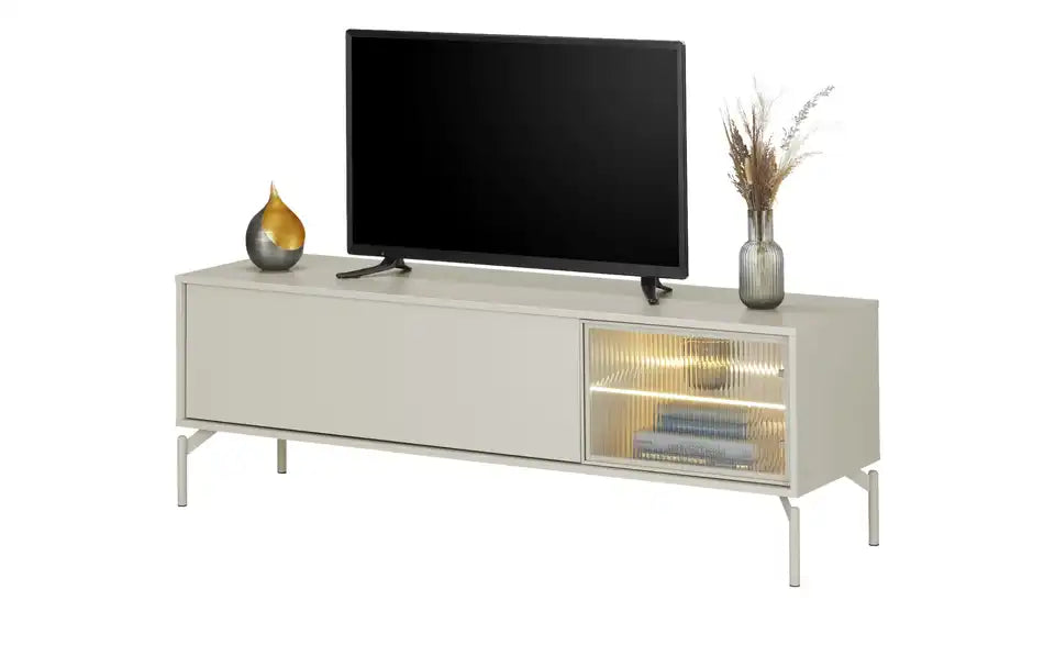 Love it TV-Lowboard Flumeri im Raum – zeitloses Design, Drehtür rechts – Love it