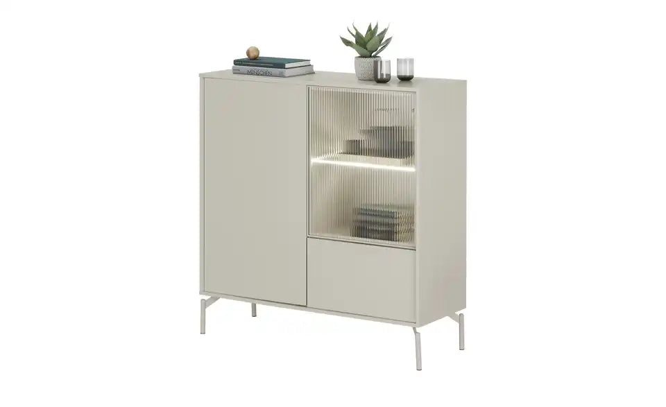 Love it Highboard Flumeri Nahaufnahme Material – Holzwerkstoff kaschmirfarben, Glaseinlegeboden – Love it