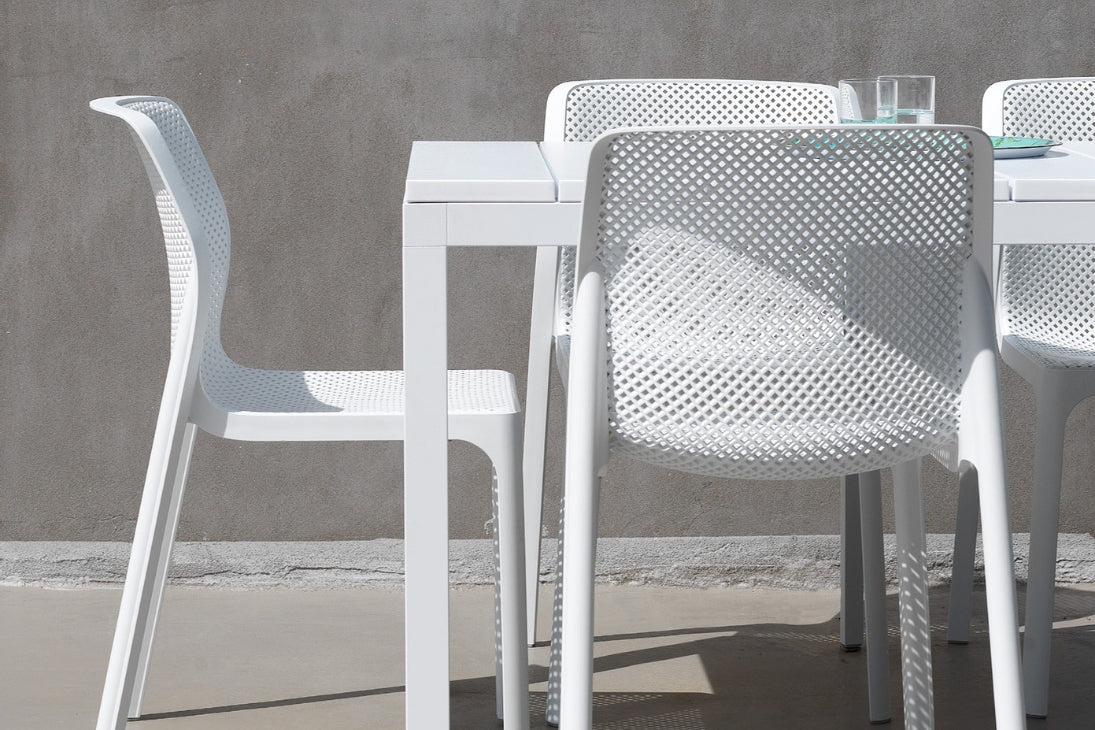 BIT Gartenstuhl auf Terrasse – wasserabweisend leicht – Nardi