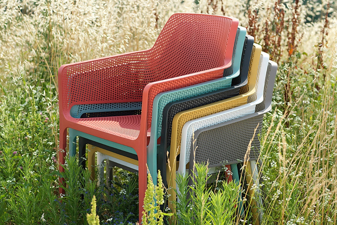 NET RELAX Gartensessel Nahaufnahme Rückenbereich – Netzstruktur Rückenlehne, luftig modern – Nardi