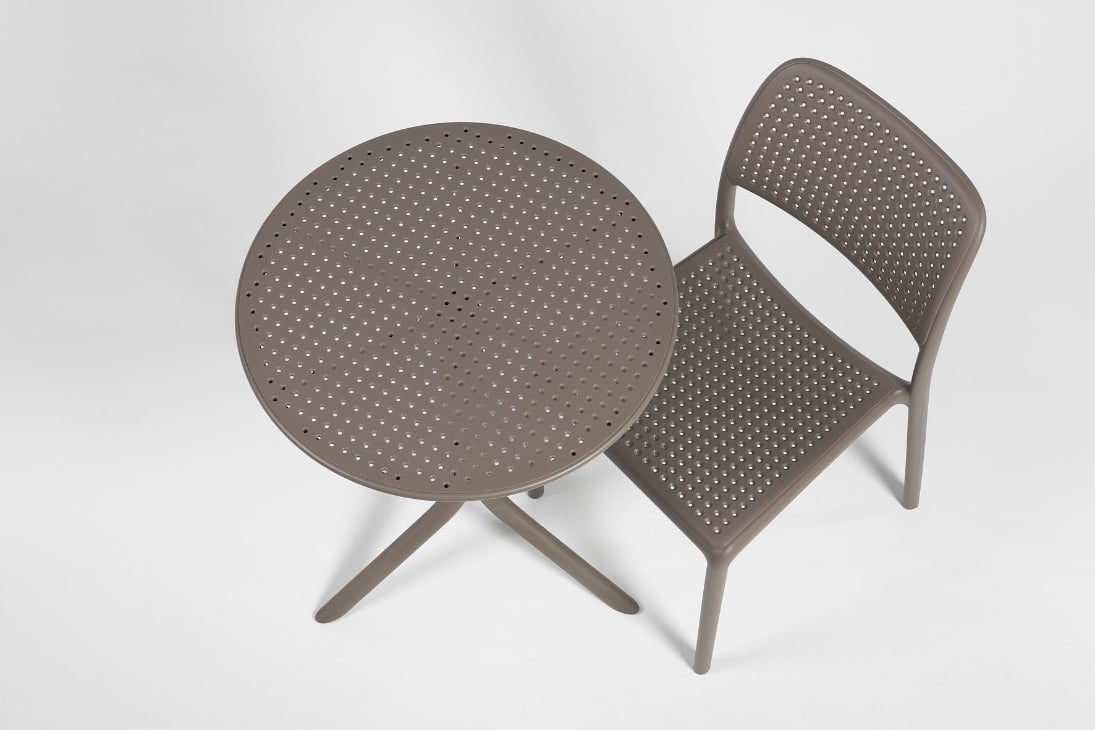 STEP Gartentisch Seitenansicht – höhenverstellbarer Mittelfuß, Höhe 77 cm – Nardi
