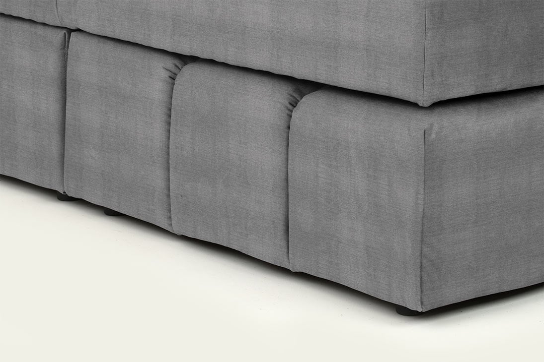 FRIZZANTE Boxspringbett Rueckenansicht – Massivholz Unterbox, Anti-Rutsch-Bezug Unterseite – LNC