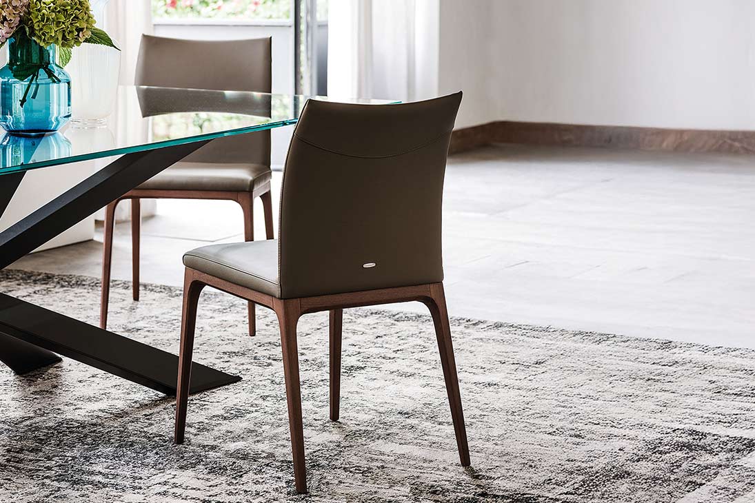 ARCADIA Stuhl Detailansicht Oberfläche – PVC-Bezug Bianco, Scheuerbeständig – Cattelan Italia