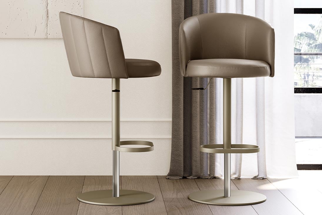 JANE Barhocker Seitenansicht – höhenverstellbar 60–85 cm, Echtleder – Eforma