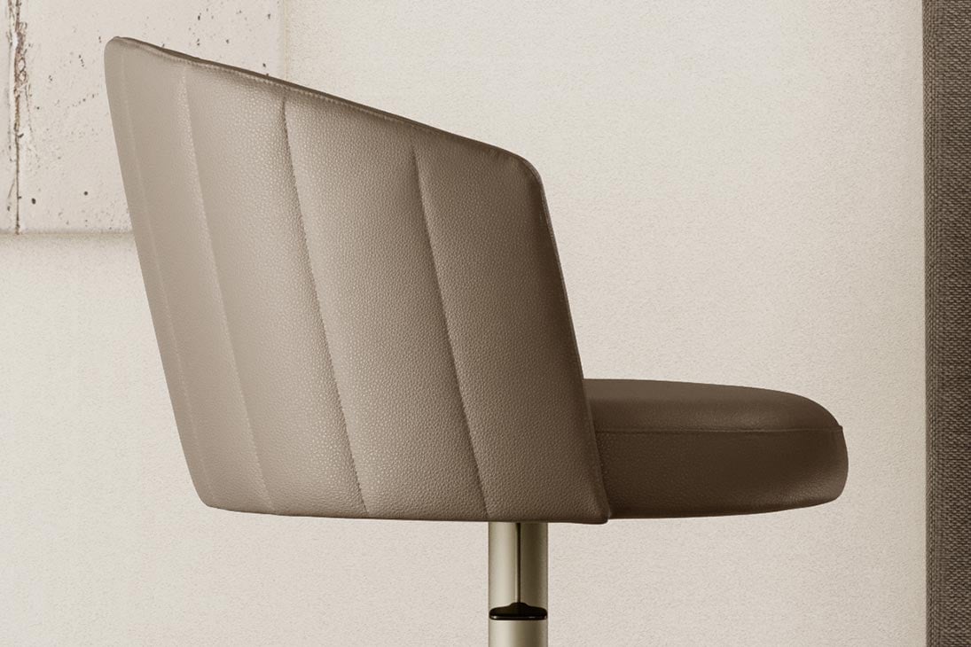 JANE Barhocker Schrägansicht – 58x62x89-114H cm, Design Antoy Filips – Eforma