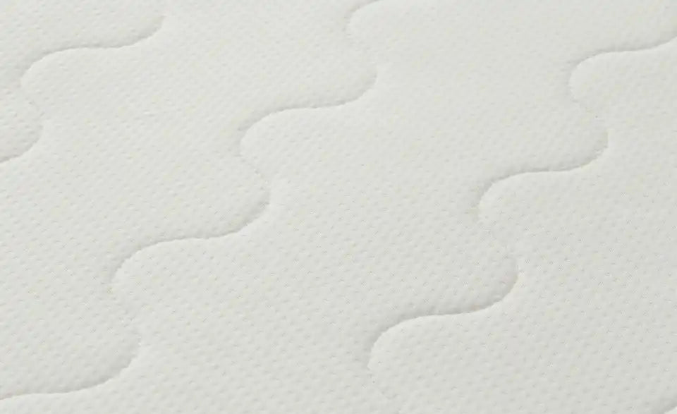 Boxi Urban Boxspringbett Nahaufnahme Steppung – Längssteppung Kopfteil, elegante Optik – Boxi