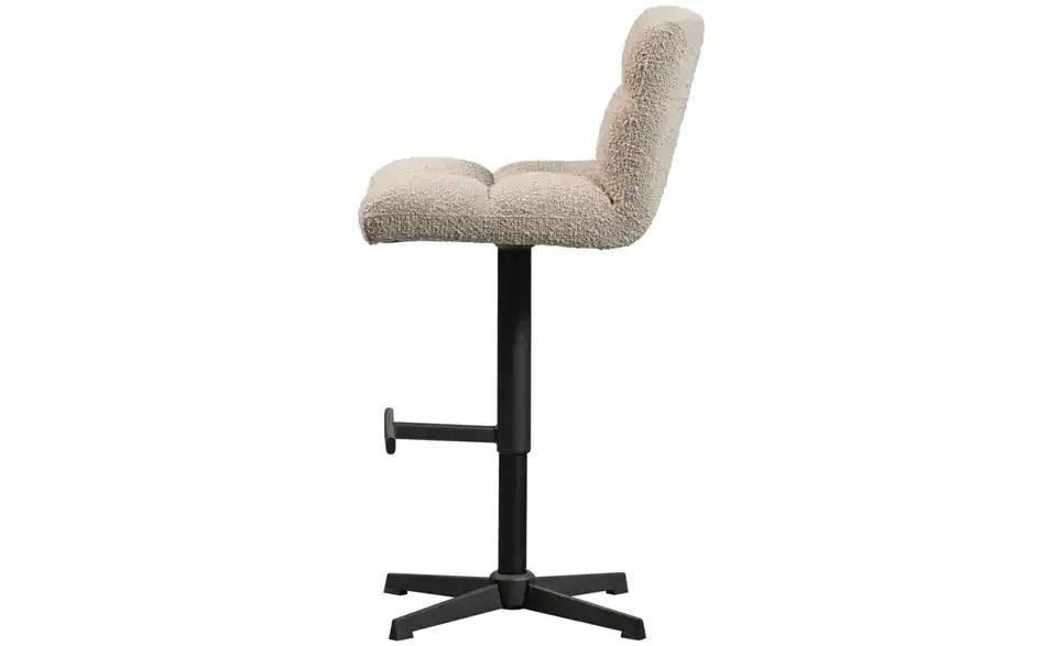 WOOOD Barstuhl Vinny 2er-Set Detailansicht Sitz – Schaumstoff, 100% Polyester, DIN EN 12520 – WOOOD