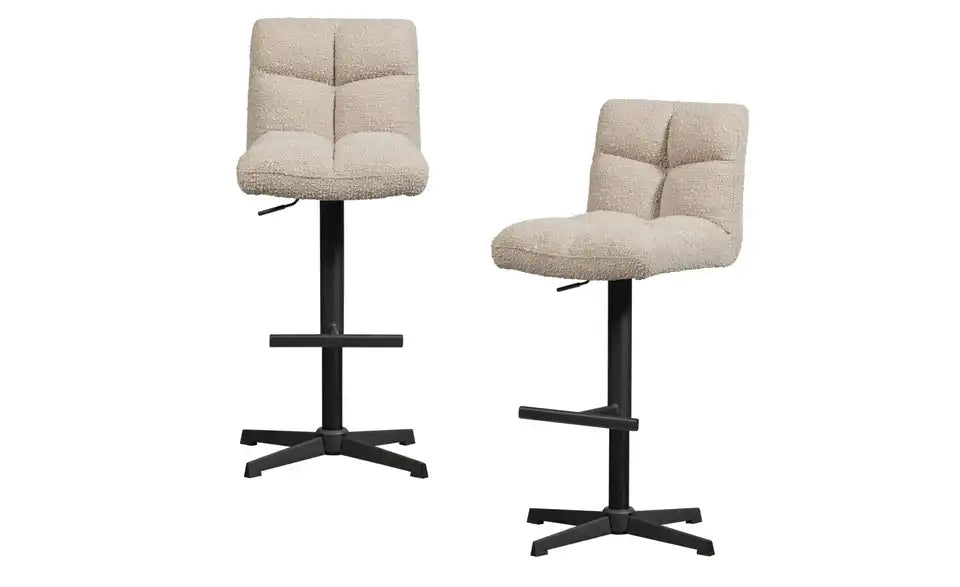 WOOOD Barstuhl Vinny 2er-Set von vorne – Kunstfaser Sand, Metallgestell Schwarz – WOOOD