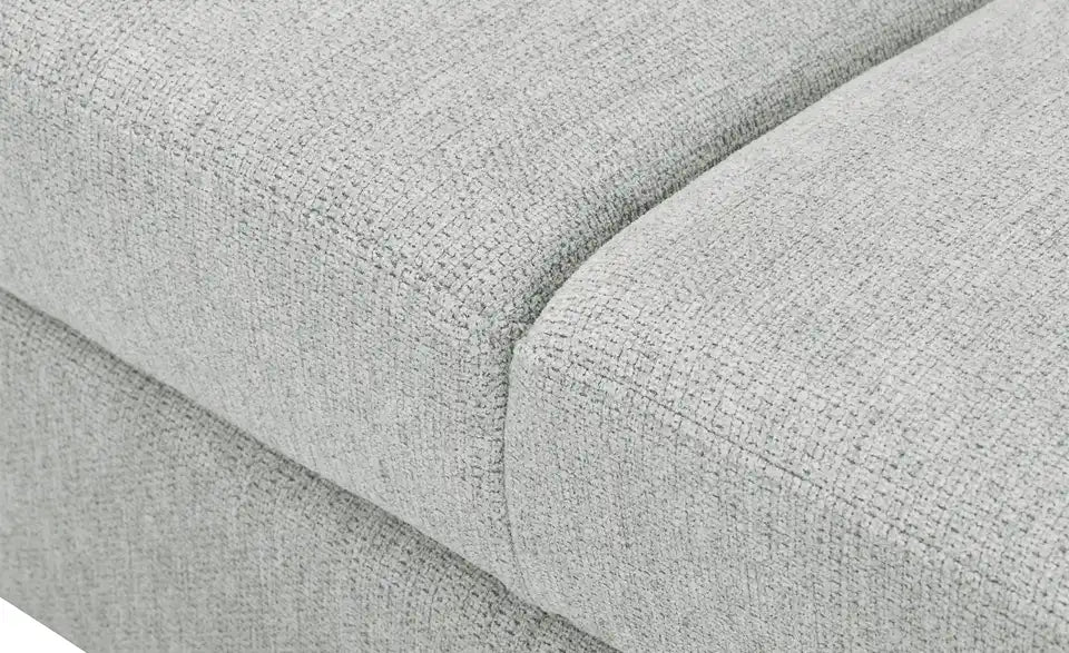 Diva Wohnlandschaft Diva Detailansicht Fuß – Zylinderfuß verchromt matt, Metall – Diva