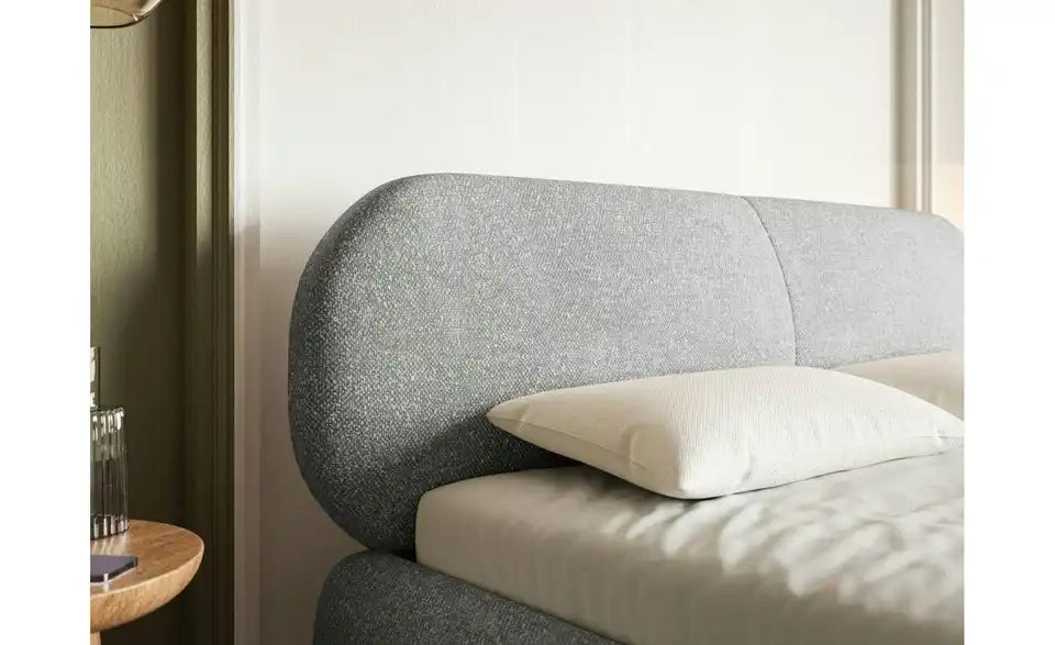 Selsey Polsterbett Ovalle im Raum – Modern, ohne Bettkasten, Gesamthöhe 96 cm – Selsey
